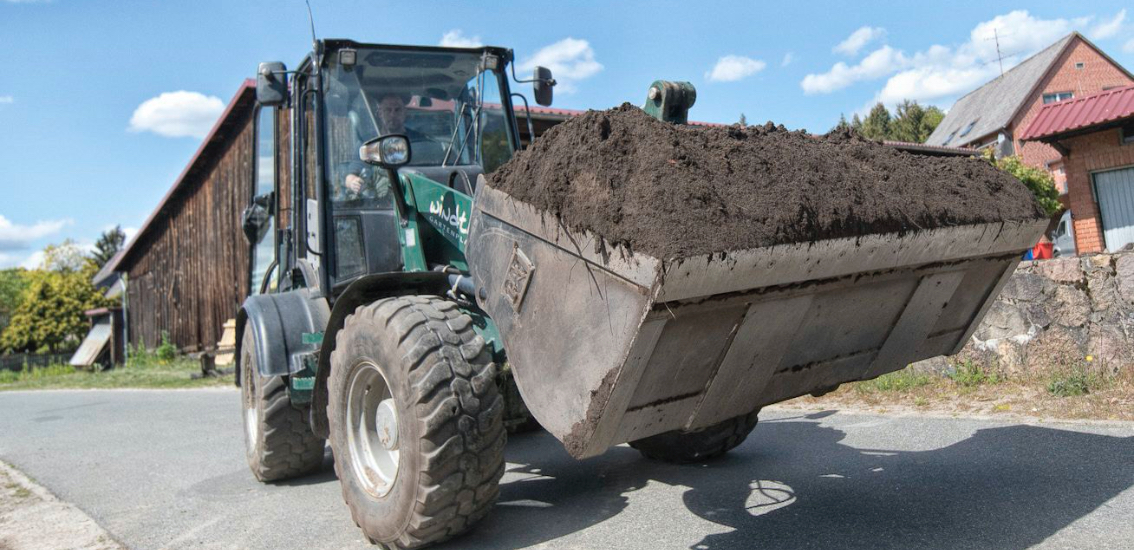 Für Tiefbau und Erdarbeiten: unser Radlader